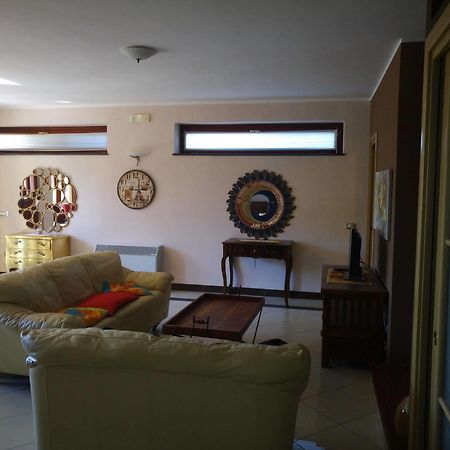 Villa Le Giare Ospitalita Diffusa Аджерола Екстер'єр фото